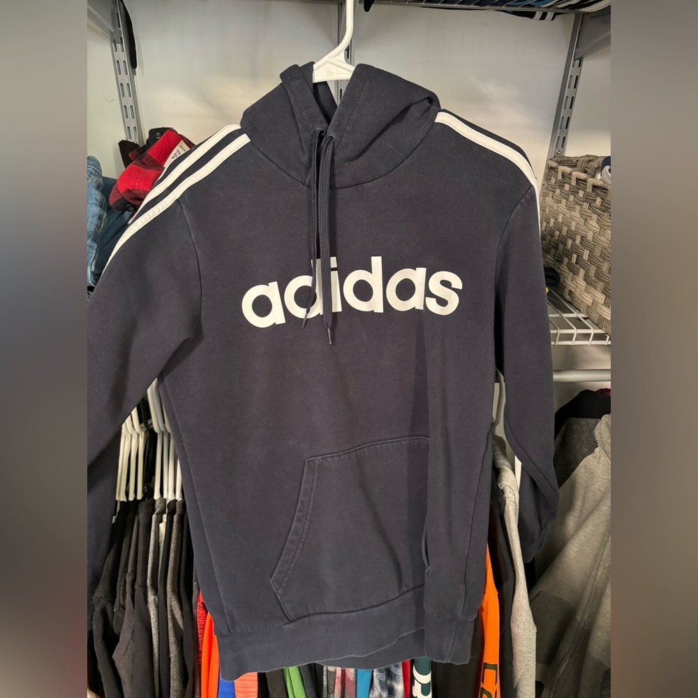 Men’s Adidas sweatshirt